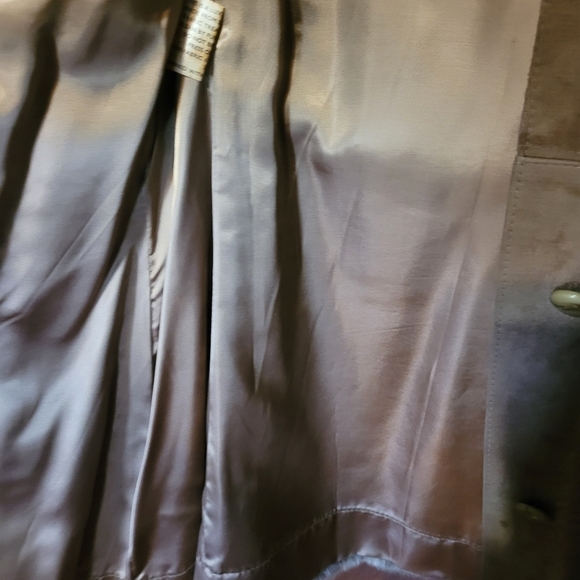 Vintage Luxury leather and faux fur jacket. Women's medium - Picture 5 of 10